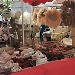De 50m2 à 2 Pas Du Port Et Plage!