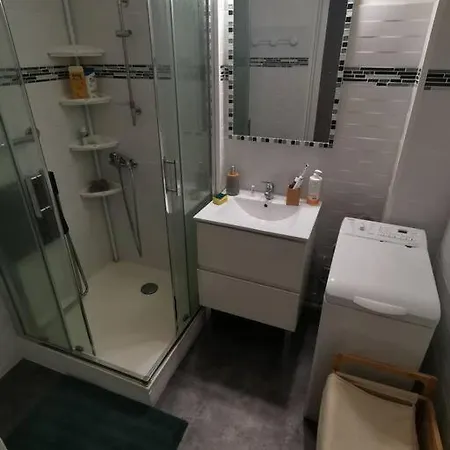 De 50m2 A 2 Pas Du Port Et Plage! Apartment