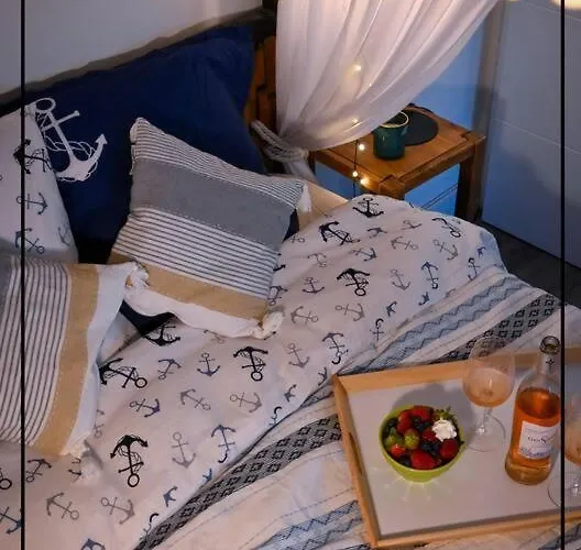 De 50m2 à 2 Pas Du Port Et Plage! Apartamento *