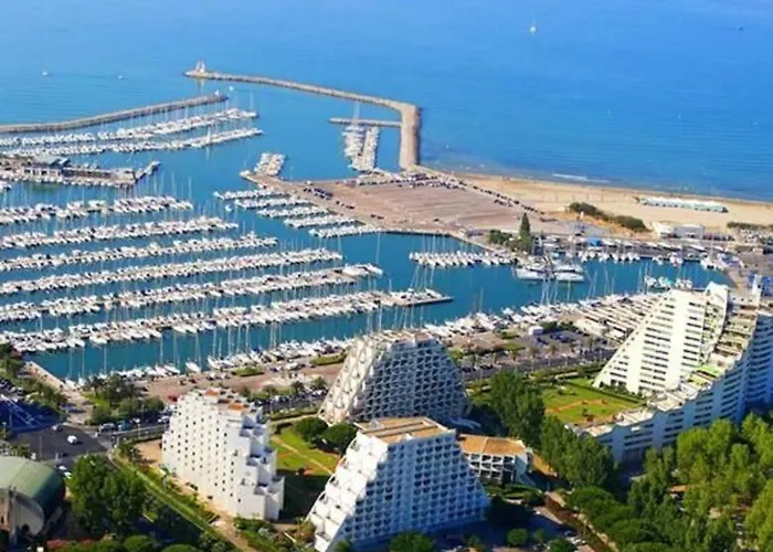 De 50m2 à 2 Pas Du Port Et Plage! La Grande-Motte